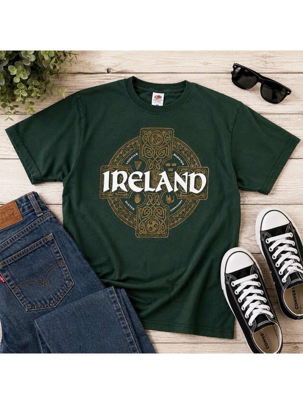 Vintage Ireland Celtic Cross Graphic T-Shirt Green Souvenir Tee Small